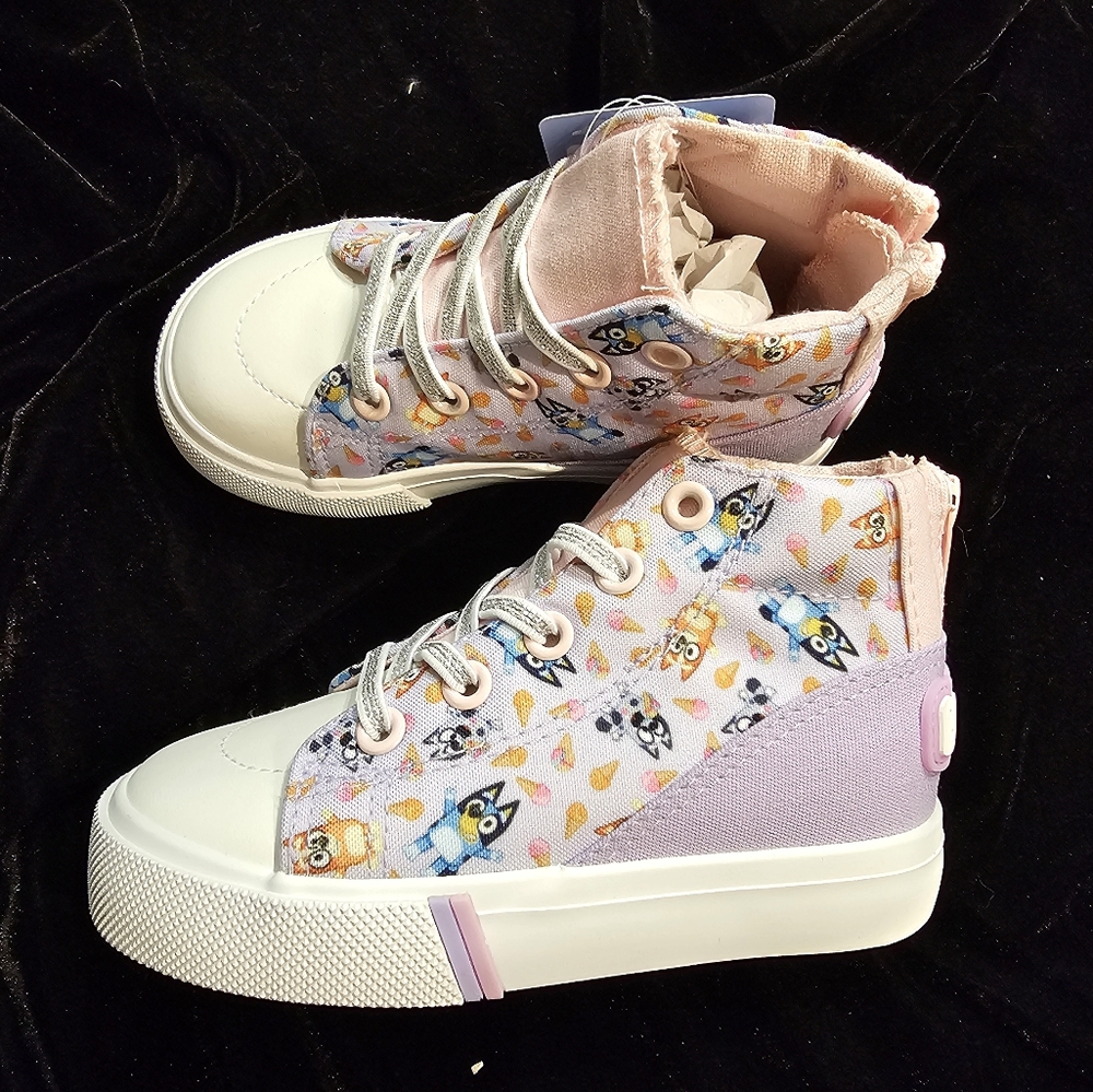 NWT Bluey and Bingo Hightop Sneaker - Pink, Purple, White Size 9